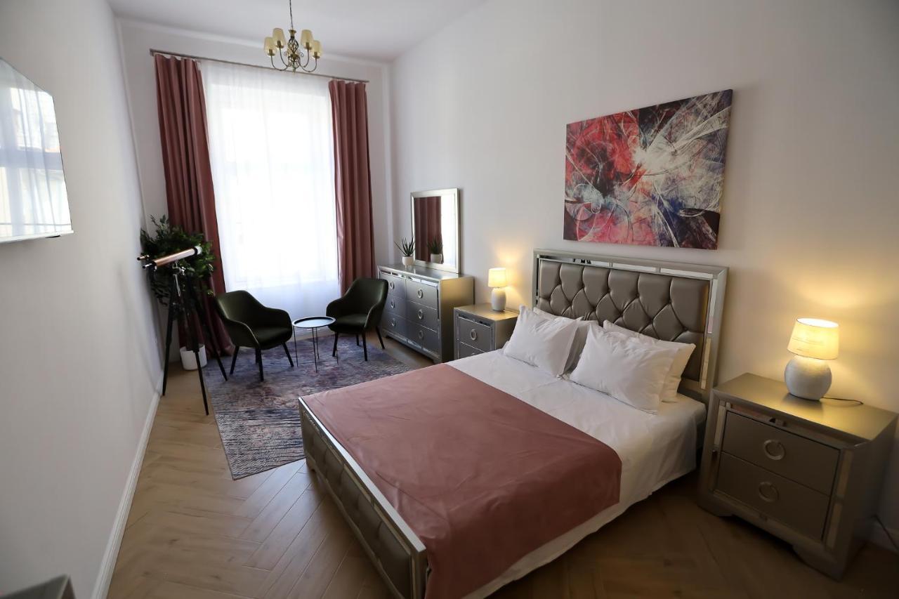 Appartement Alexander Flat_Alecsandri à Oradea Extérieur photo