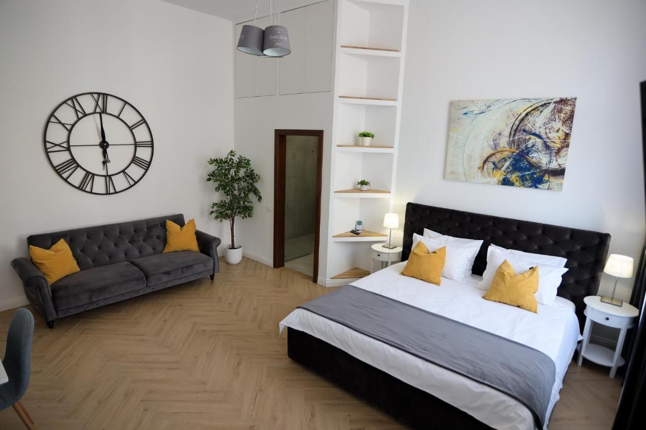 Appartement Alexander Flat_Alecsandri à Oradea Extérieur photo